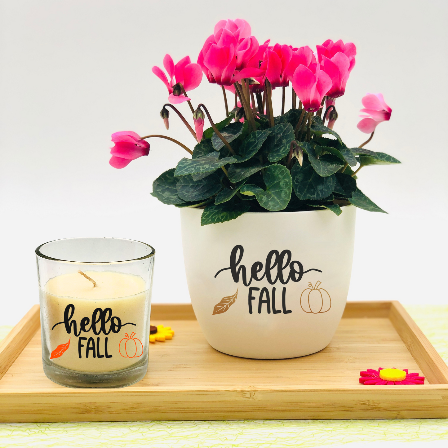Duftkerze im Glas - Kerze mit herbstlichem Motiv - Geschenkidee Kerze weiß oder rot- Hallo Herbst - Hello Fall - gemütliche Herbstdeko