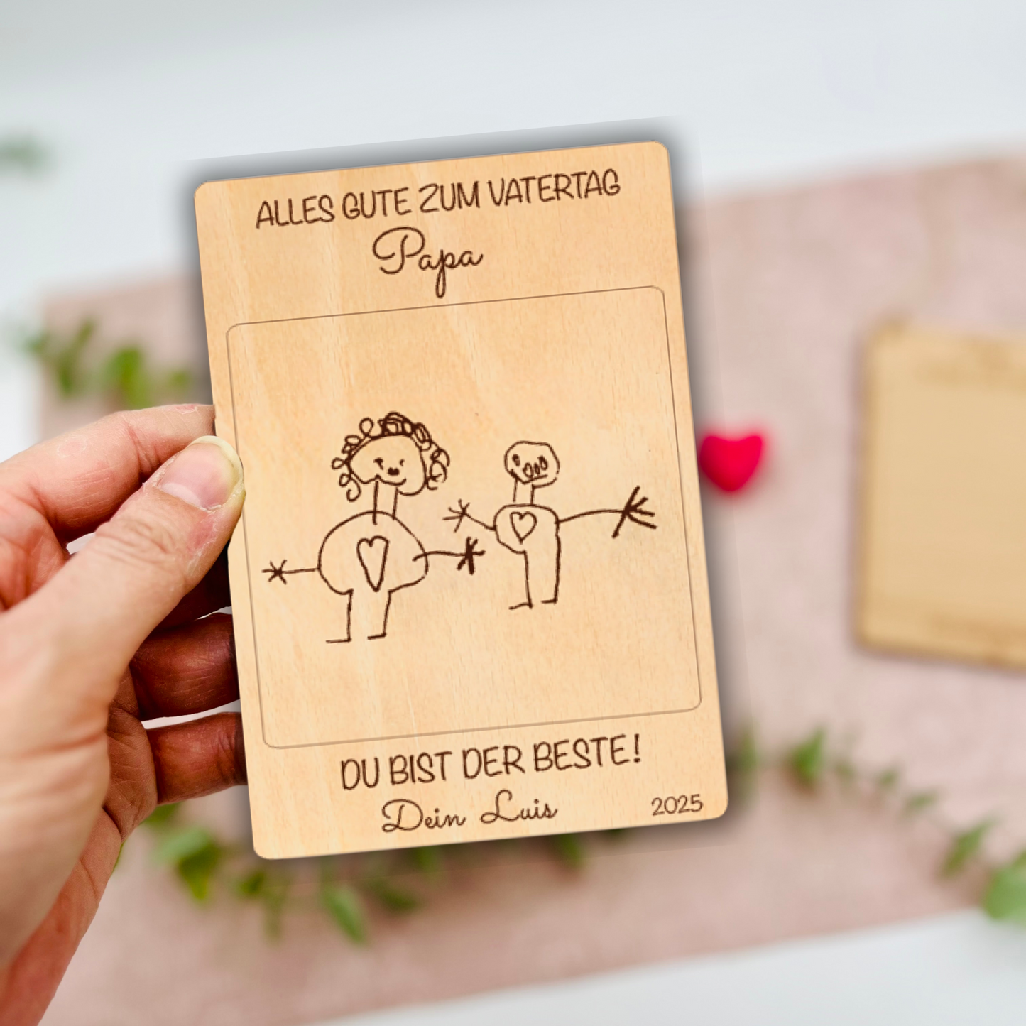 Vatertagsgeschenk Holzkarte mit Kinderzeichnung graviert - Holzschild mit Bild - Kindermalerei auf Holz graviert Papa - Opa - personalisiert