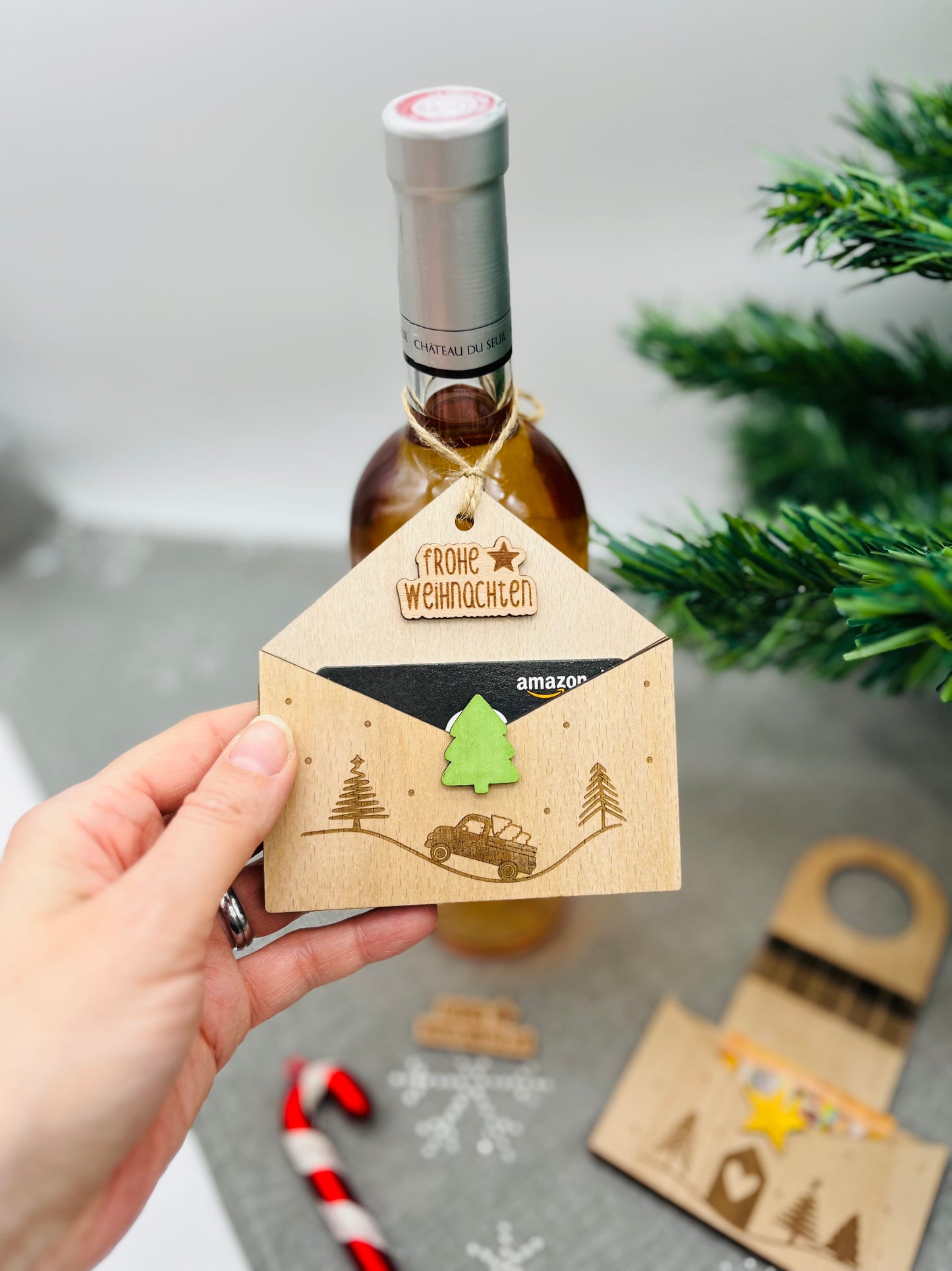 Geldgeschenk Weihnachten - Briefumschlag Geschenkanhänger aus Holz - nachhaltige Geschenkidee für Geld - Geschenkkarte - Gutscheine
