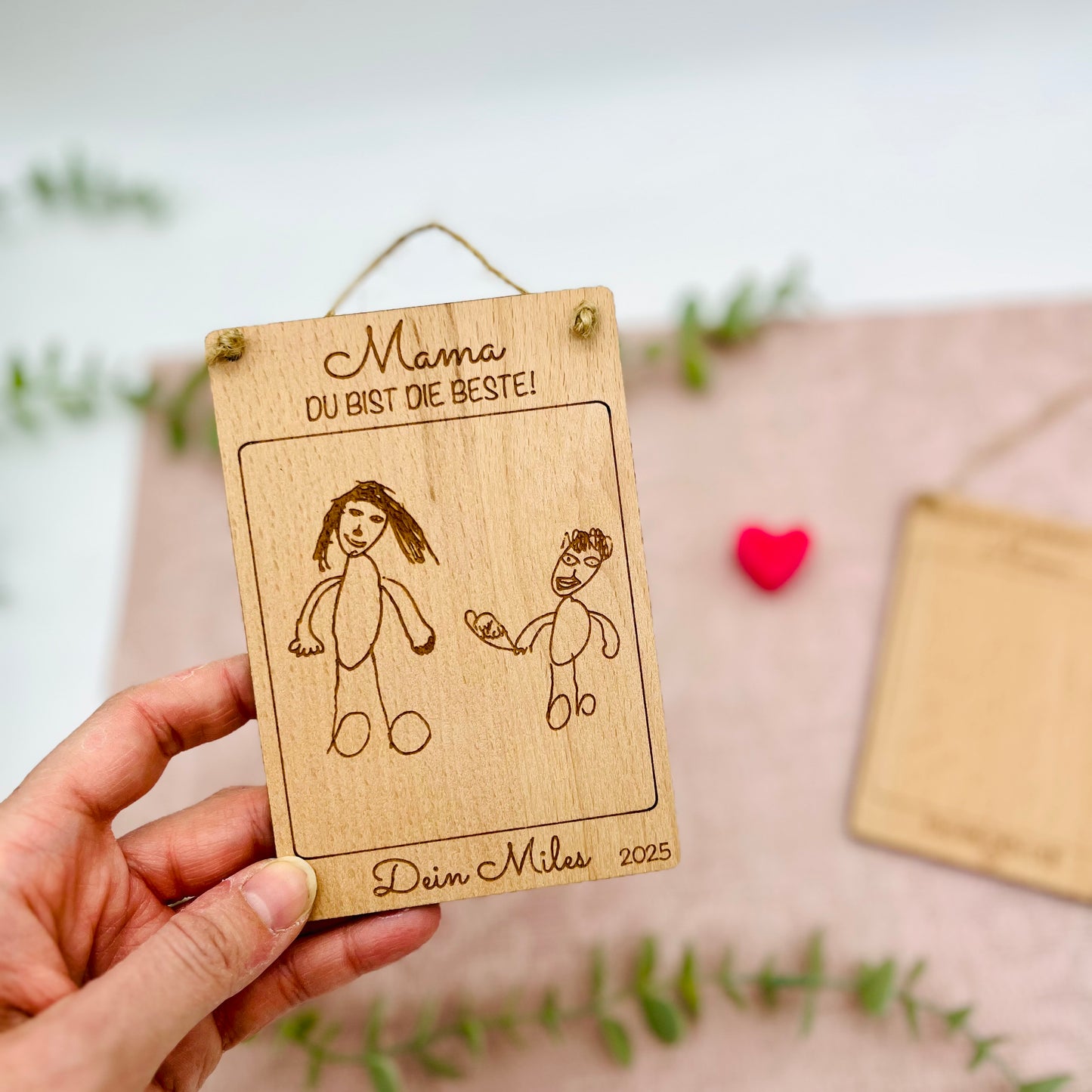 Holzkarte mit Kinderzeichnung - Holzschild mit Bild - Kindermalerei auf Holz graviert - Muttertagsgeschenk für Mama - Oma