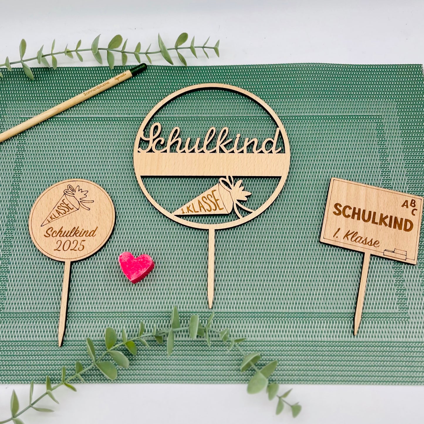 Gift tag school cone made of wood - small gift for school enrollment - pendant school child 2023/2024 - school cone with name - personalized