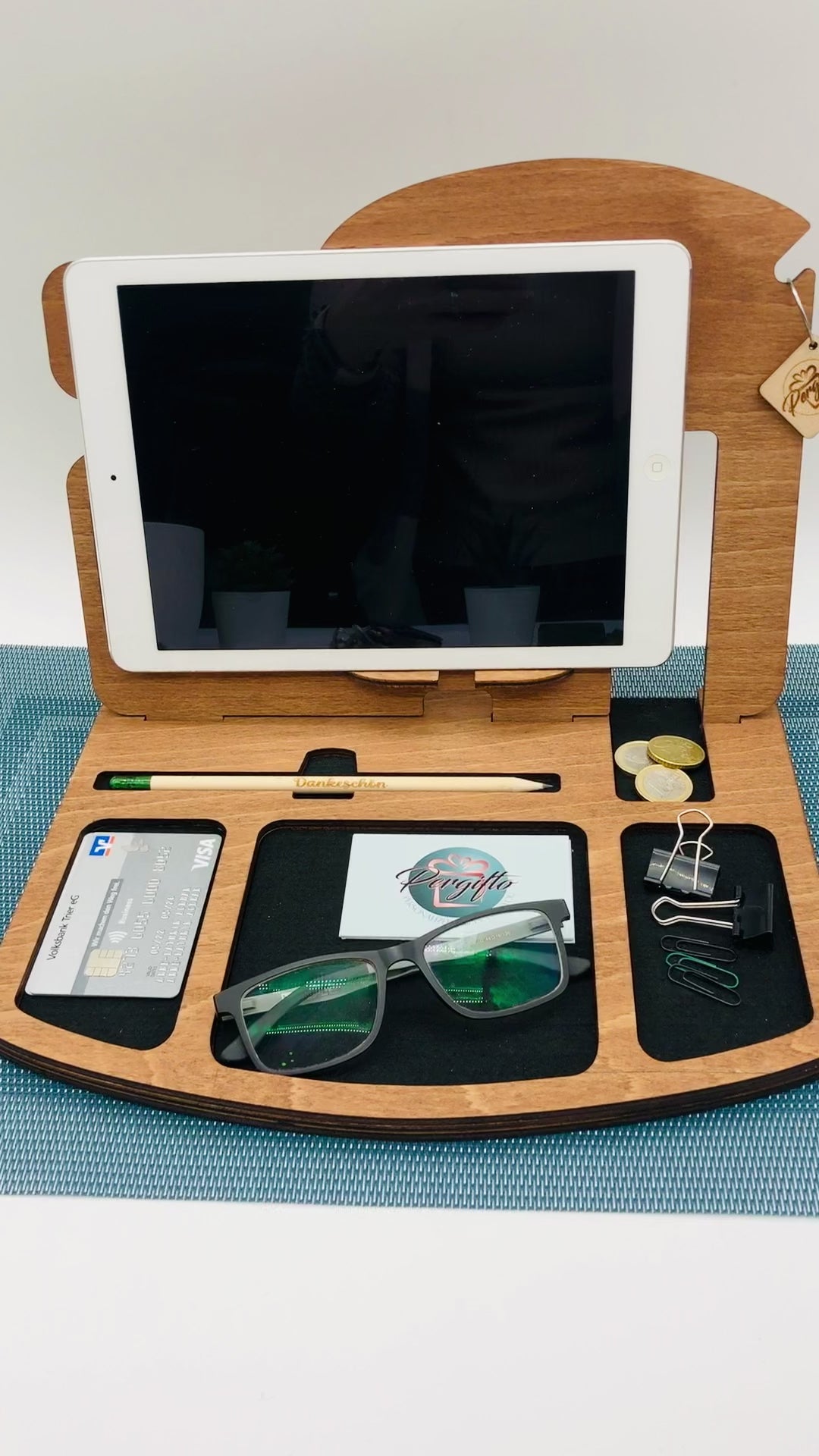 Schreibtisch Organizer Holz - Bรผro Docking Station - Geschenk fรผr Mรคnner personalisiert