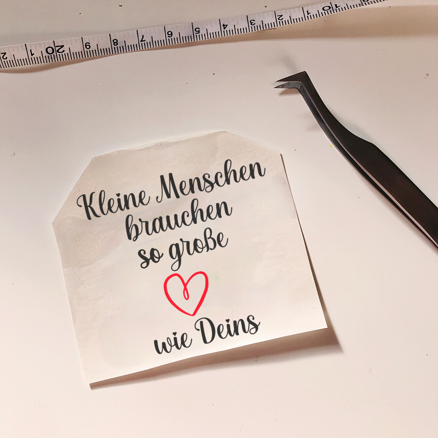 Blumentopf weiß oder schwarz "Kleine Menschen brauchen so große Herzen wie Deins" - Abschiedsgeschenk Lehrer oder Erzieher - personalisiert