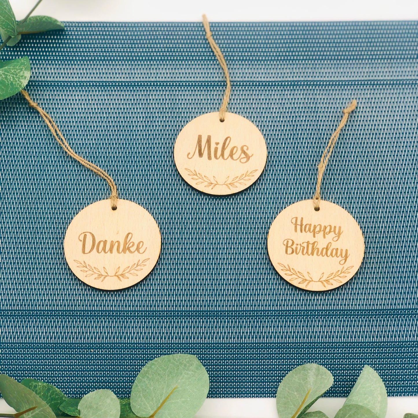 Geschenkanhänger rund aus Holz - Danke Anhänger - Anhänger Geschenk aus Holz rund personalisiert