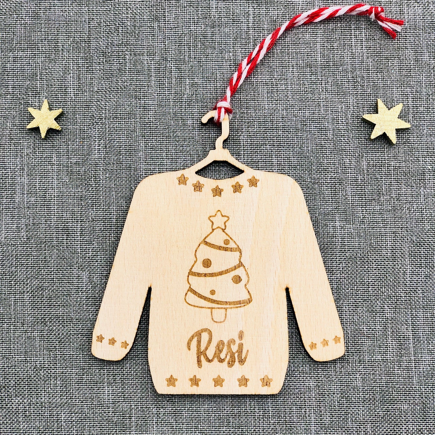 Weihnachtspullover Holzornament Lebkuchen - Tannenbaum - Rentier - Ugly Sweater Ornament - Weihnachtsbaumschmuck Holz personalisiert