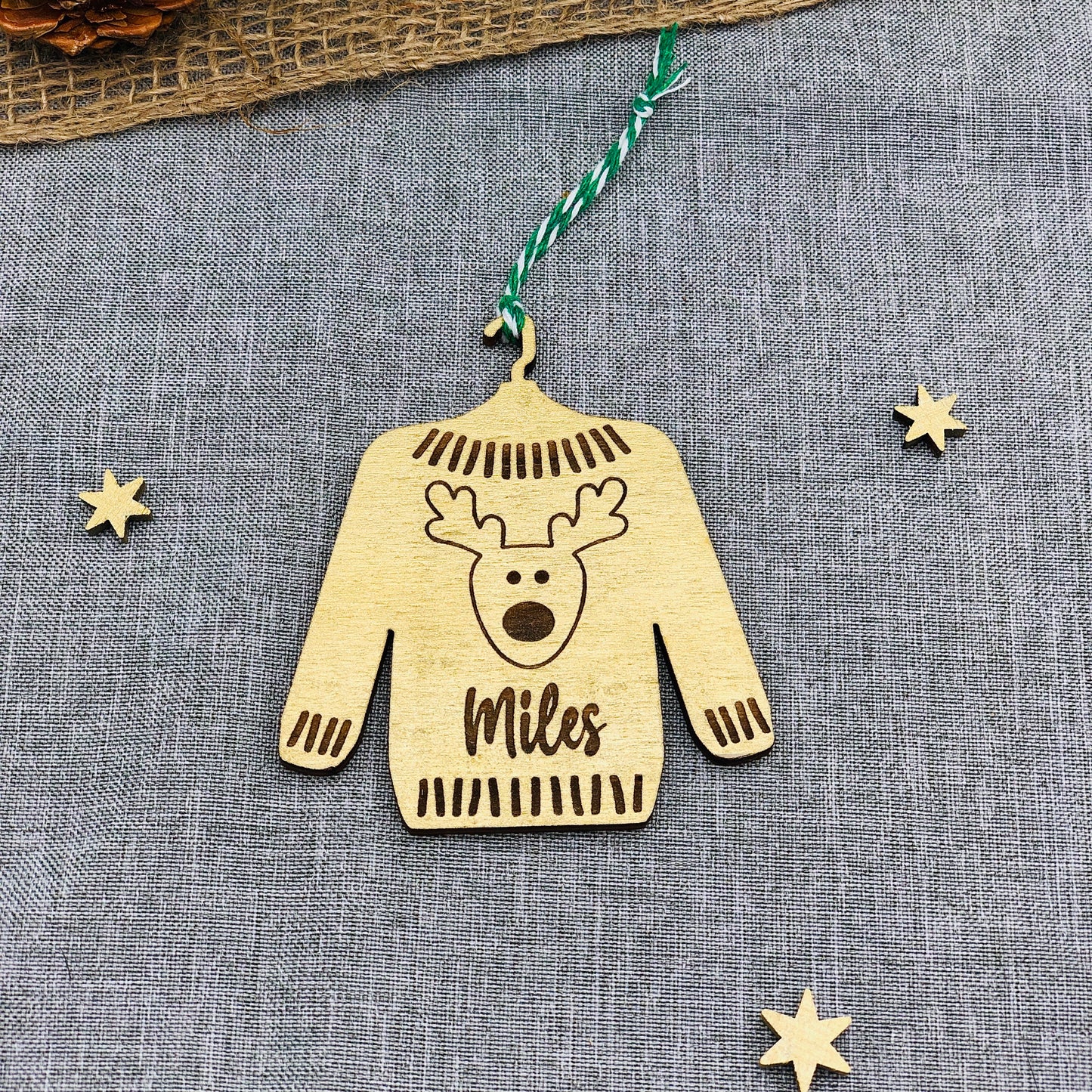 Weihnachtspullover Holzornament Lebkuchen - Tannenbaum - Rentier - Ugly Sweater Ornament - Weihnachtsbaumschmuck Holz personalisiert
