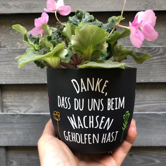 Blumentopf mit Spruch: Danke, dass du uns beim Wachsen geholfen hast