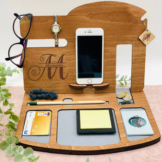 Büro Docking Station - Geschenk für Männer personalisiert