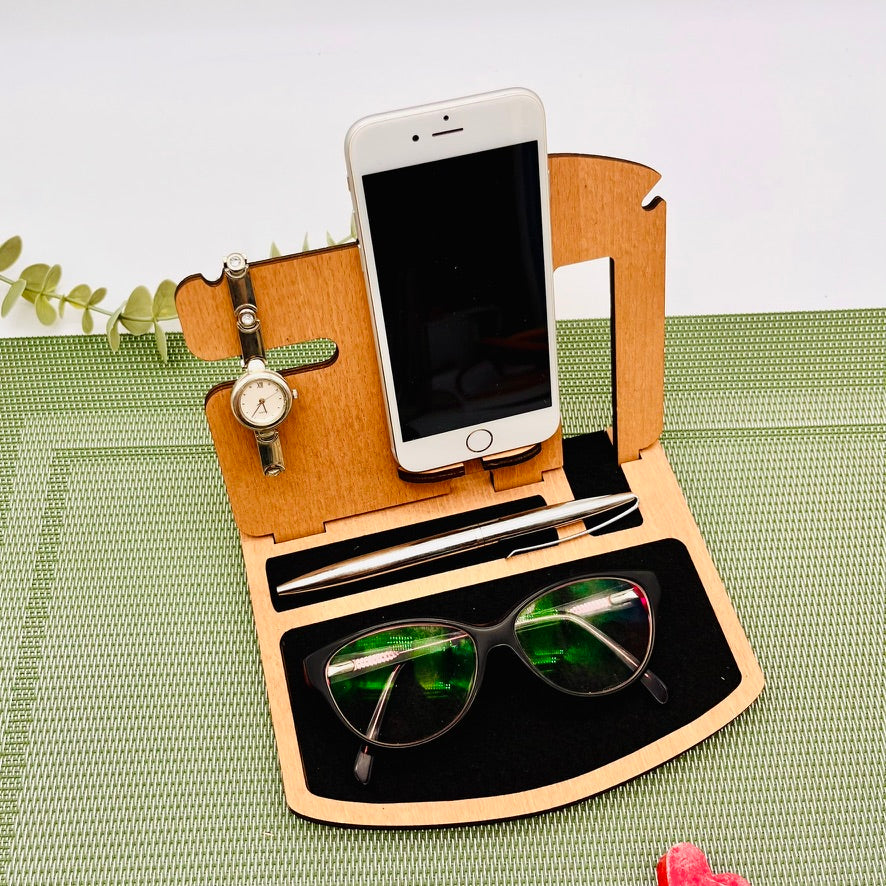 Kleine Büro Docking Station - Schreibtisch Organizer Holz - Geschenk für Frauen personalisiert - Mitarbeitergeschenk Büro 