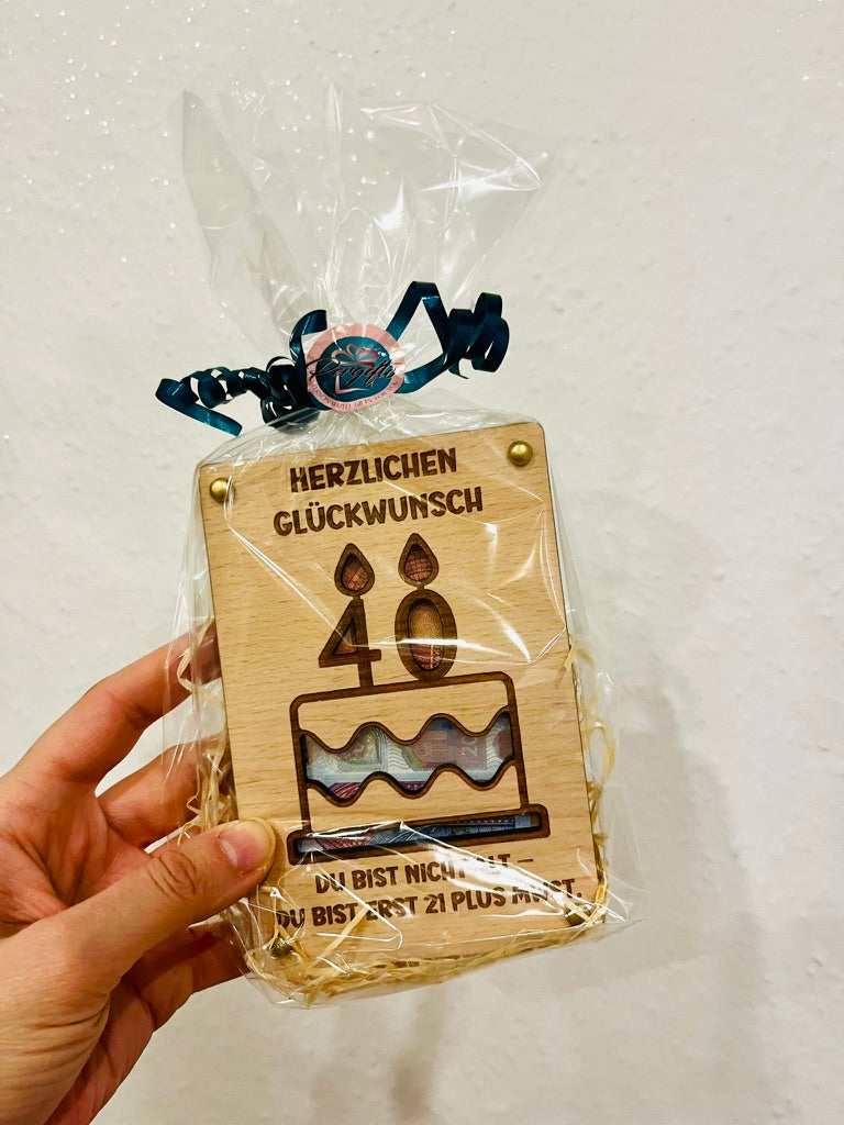 Holzkarte Geldgeschenk 40. Geburtstag - Holzgrußkarte runder Geburtstag - lustiger Wunscherfüller Gutscheinhalter - personalisiert - verpackt