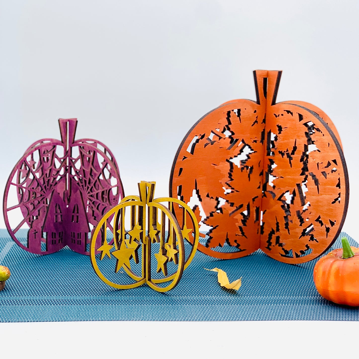 3D Halloween Kürbis Holz - Herbstdeko Halloween - Tischdeko Kürbis - Geschenkidee Herbst - Halloween Kürbis Deko Set - Herbstdeko innen