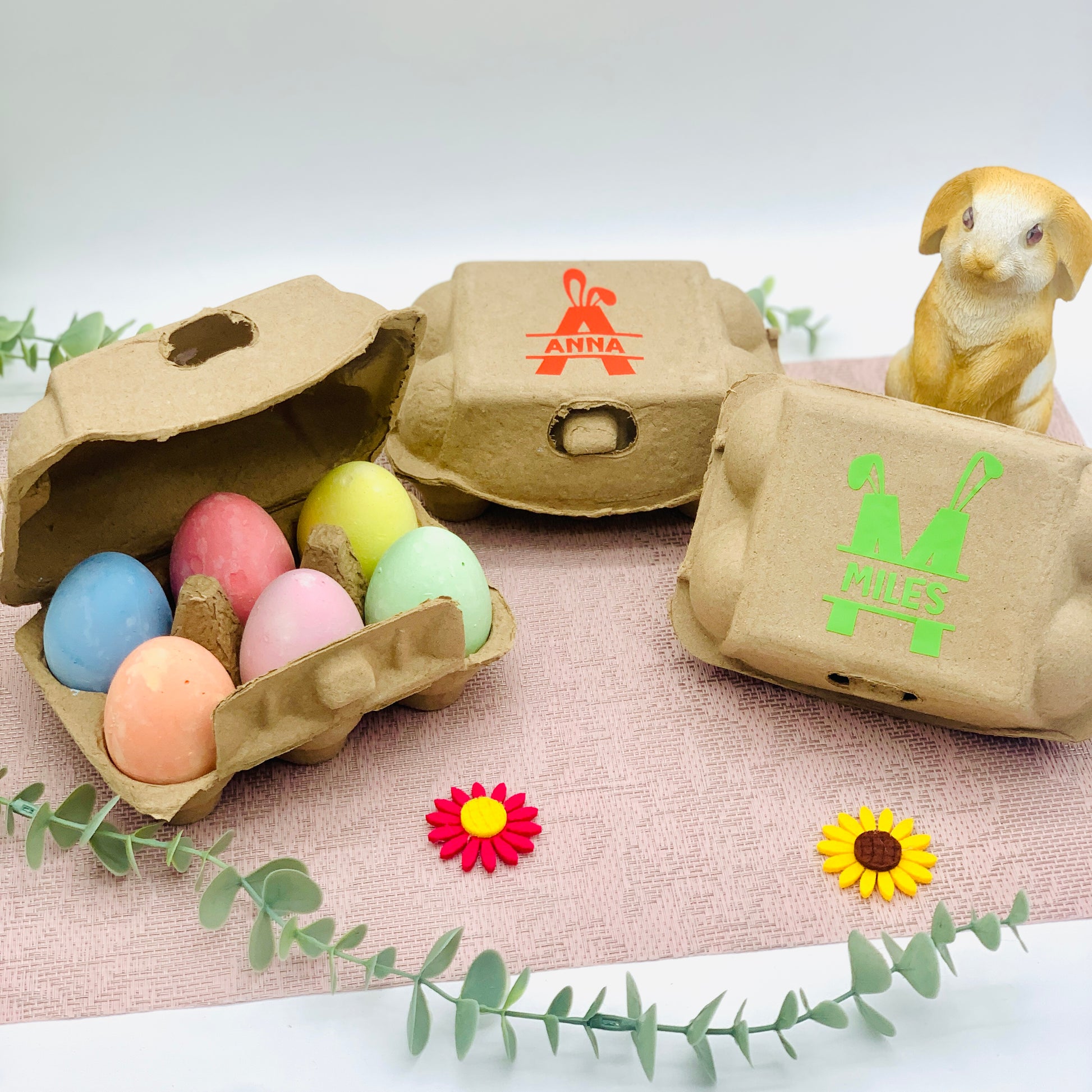 Geschenk für kreative Kinder zu Ostern - Ostergeschenk Kinder - Kreideeier Ostern - Kreide Ostereier im Set personalisiert mit Kindernamen