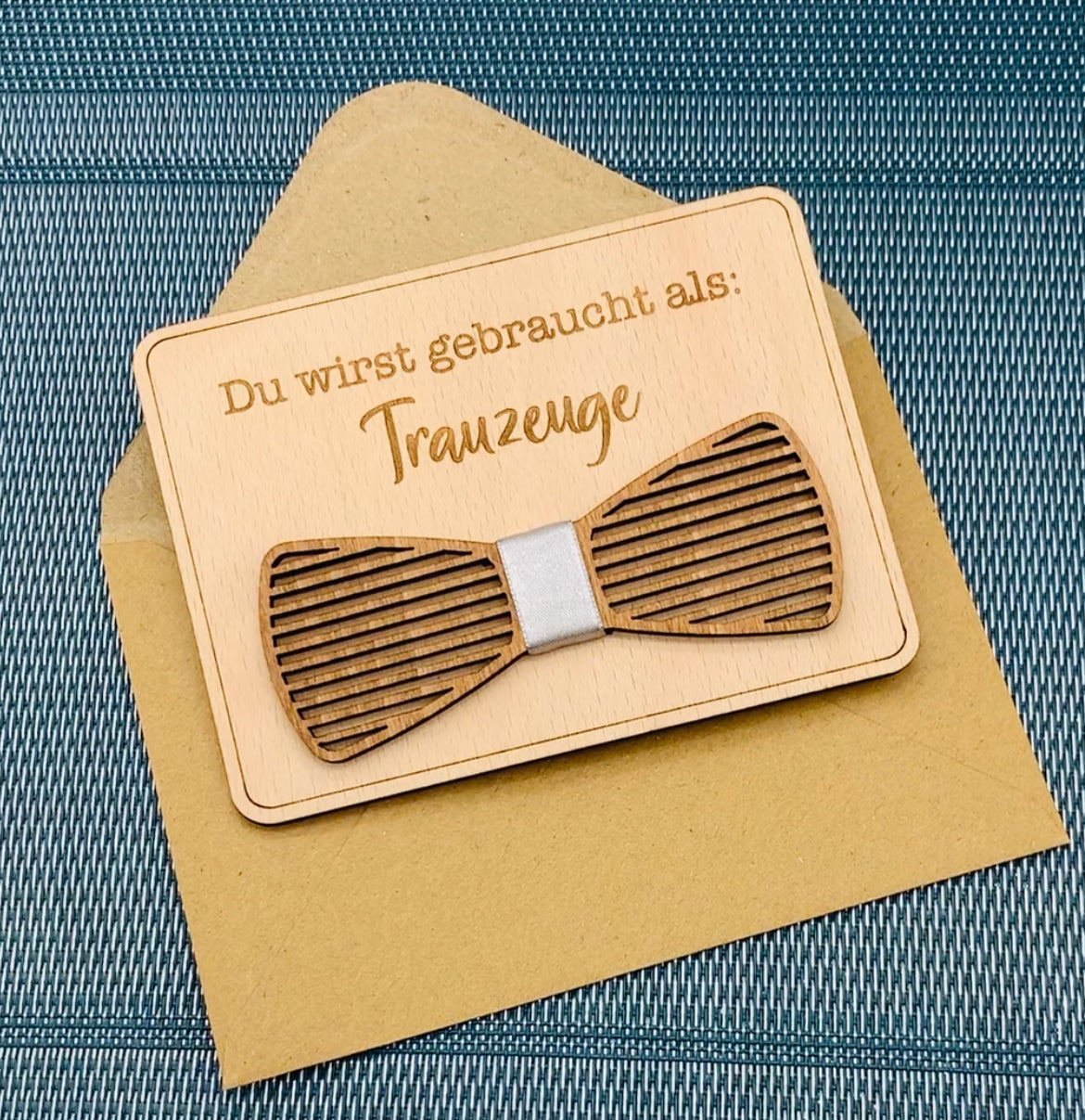 Trauzeuge fragen Holzkarte - Willst du mein Trauzeuge sein? Geschenk Trauzeuge - Holzfliege Trauzeuge - Accessoire Hochzeit personalisiert