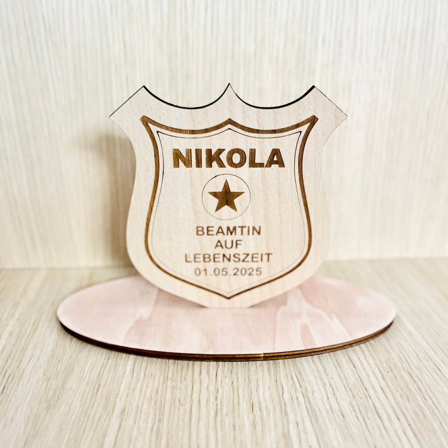 Holzaufsteller Beamte/Beamtin auf Lebenszeit - Geschenk Verbeamtung - Polizei Wappen Aufsteller – Ehrung - Jubiläum 