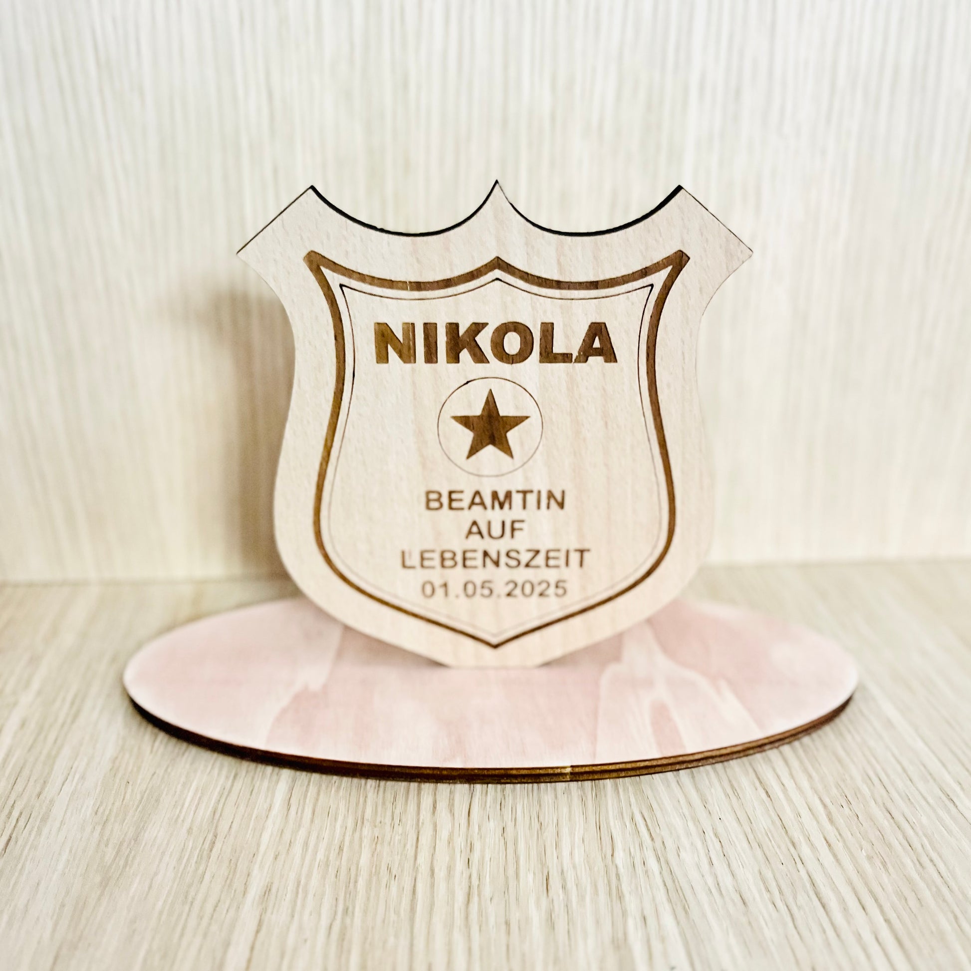 Holzaufsteller Beamte/Beamtin auf Lebenszeit - Geschenk Verbeamtung - Polizei Wappen Aufsteller – Ehrung - Jubiläum 