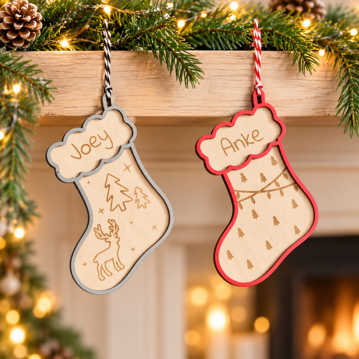 Nikolausstrumpf aus Holz mit Namen als personalisierter Christbaumschmuck