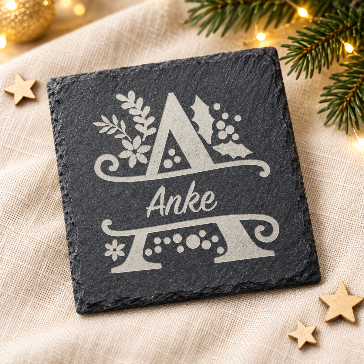 Schiefer Untersetzer mit Gravur -  Untersetzer mit Weihnachtsmonogram und Namen für Gläser personalisiert - Weihnachtsgeschenk Schiefer Deko