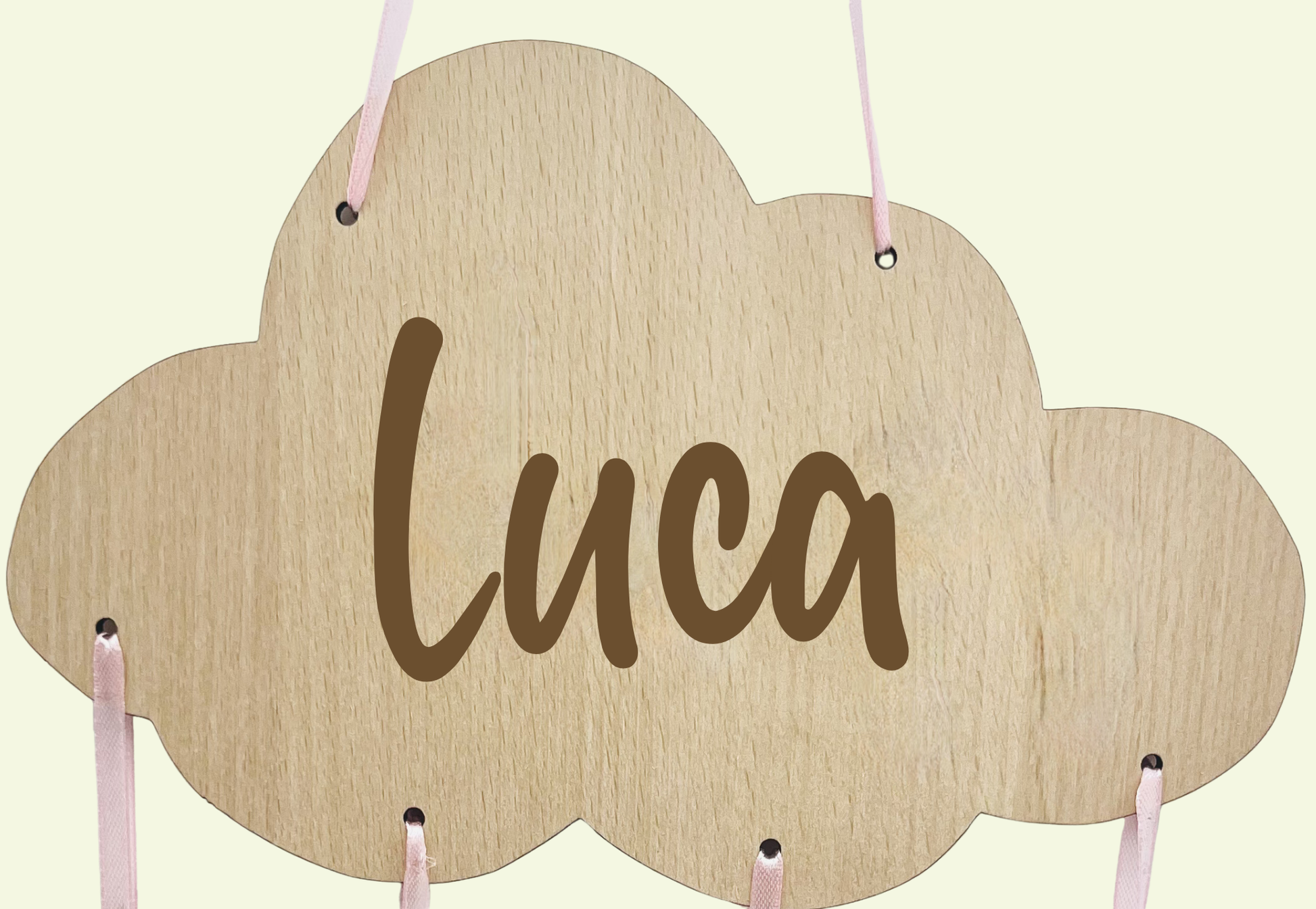 Personalisierte Baby Wolke aus Holz mit Name, Babyfüßchen und Geburtsdaten. 