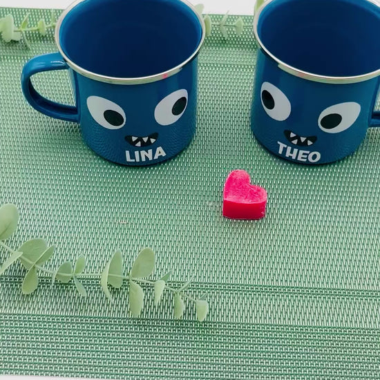 Personalisierte Monster Emaille Tasse | Kinder Tasse mit Namen | Camping Tasse | Geschenkidee für Kinder - Tasse Schulanfang - Sass&Belle