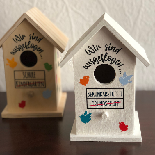 Vogelhaus - Grundschulabschluss "Wir sind ausgeflogen" - Abschiedsgeschenk für Leher/in - personalisiert mit Kindernamen