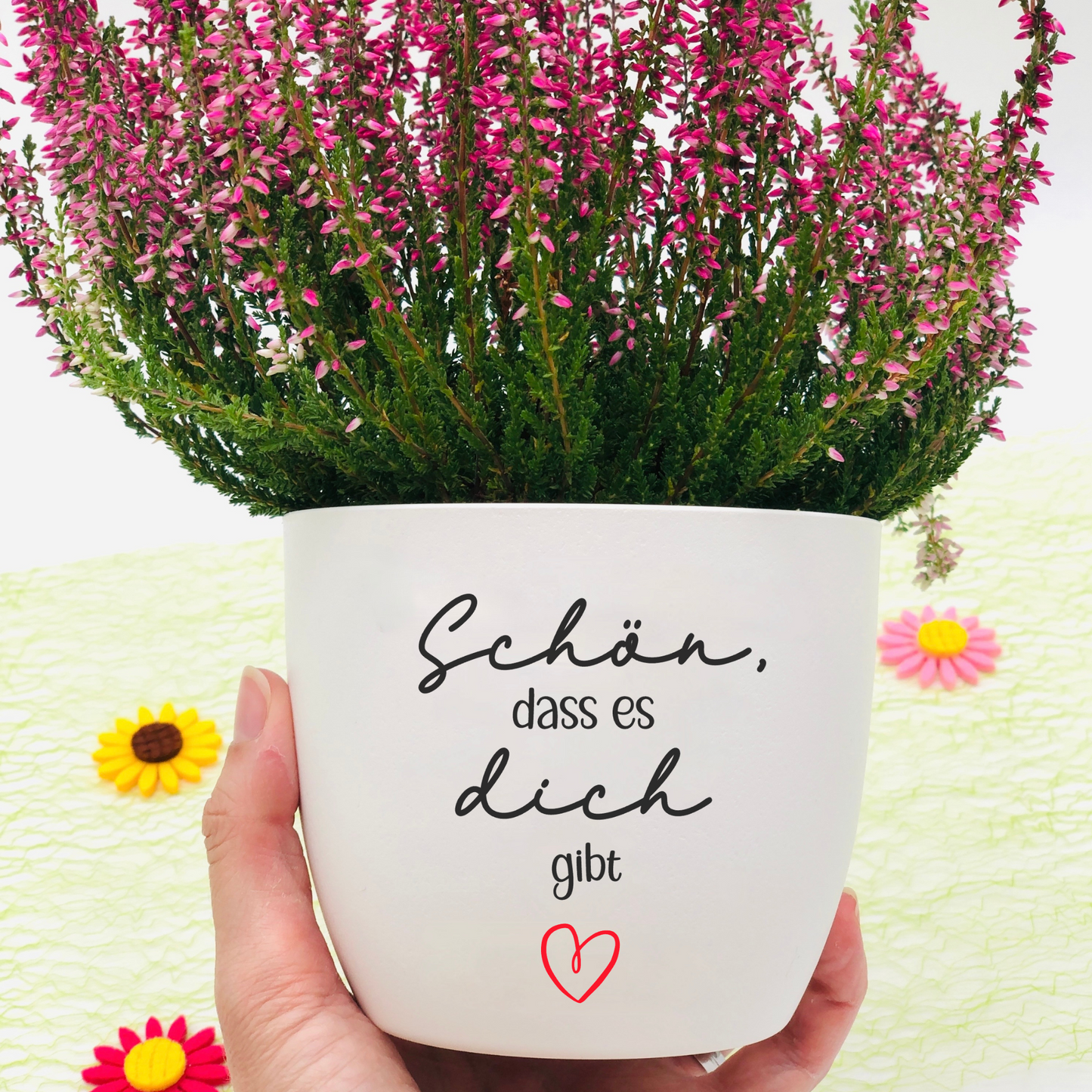 Flower pot "It's nice that you exist" in white or black - flower pot with saying - birthday gift - Mother's Day - gift for women