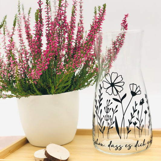 Glasvase mit Blumenwiese und Spruch