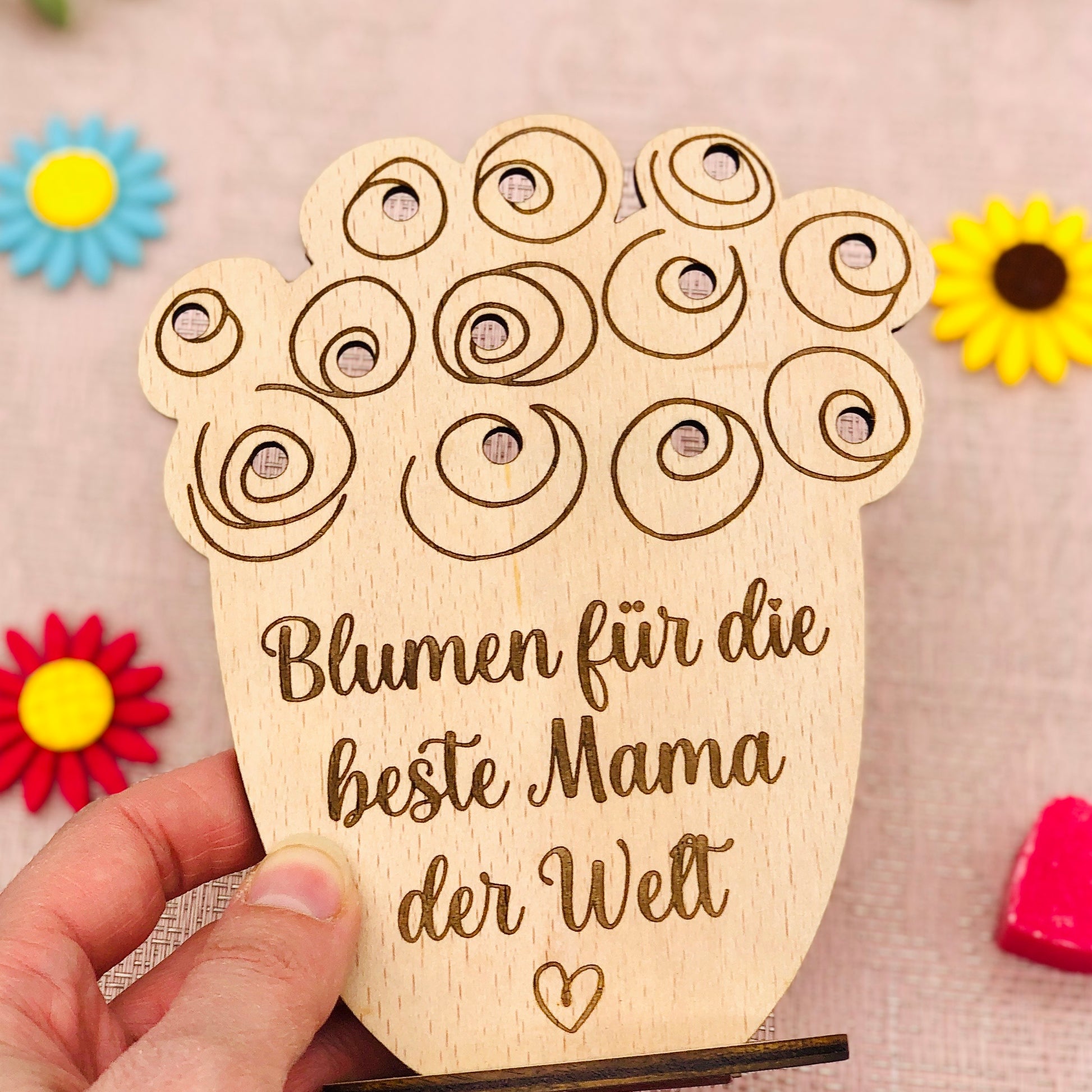 Muttertagsgeschenk aus Holz - Blumenhalter Holz - Blumenschild für Mama / Oma - Geschenk zum Muttertag personalisiert 