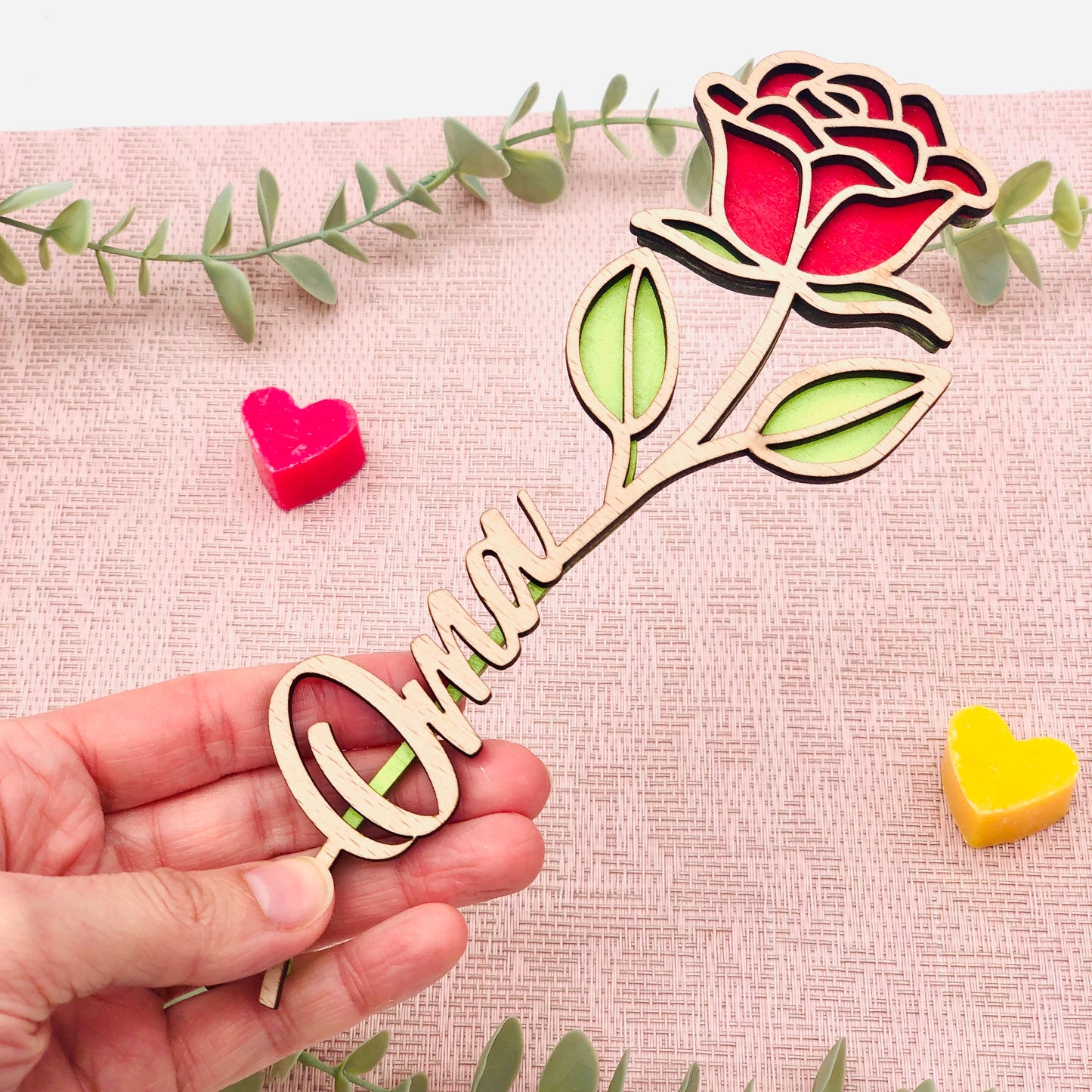 Holzblume Muttertagsgeschenk - Blume aus Holz personalisiert mit Namen Oma